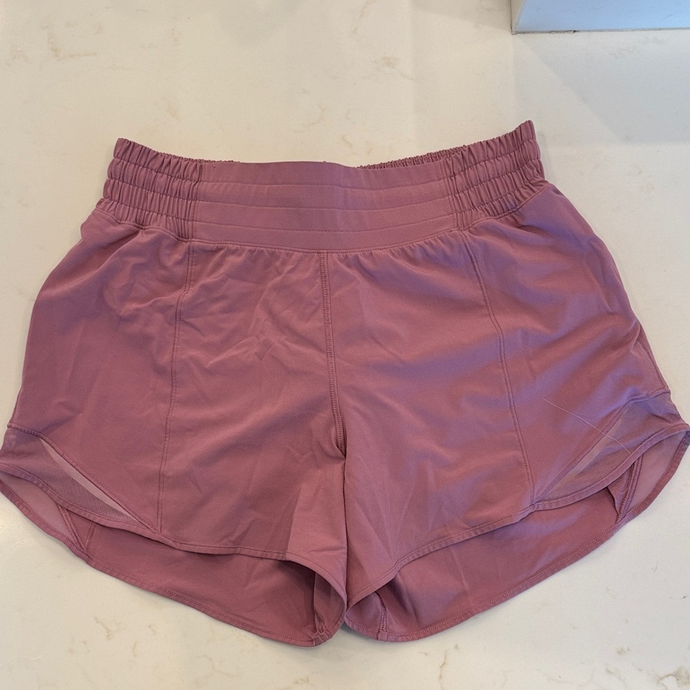 LIKE NEW Lululemon Hotty Hot Shorts